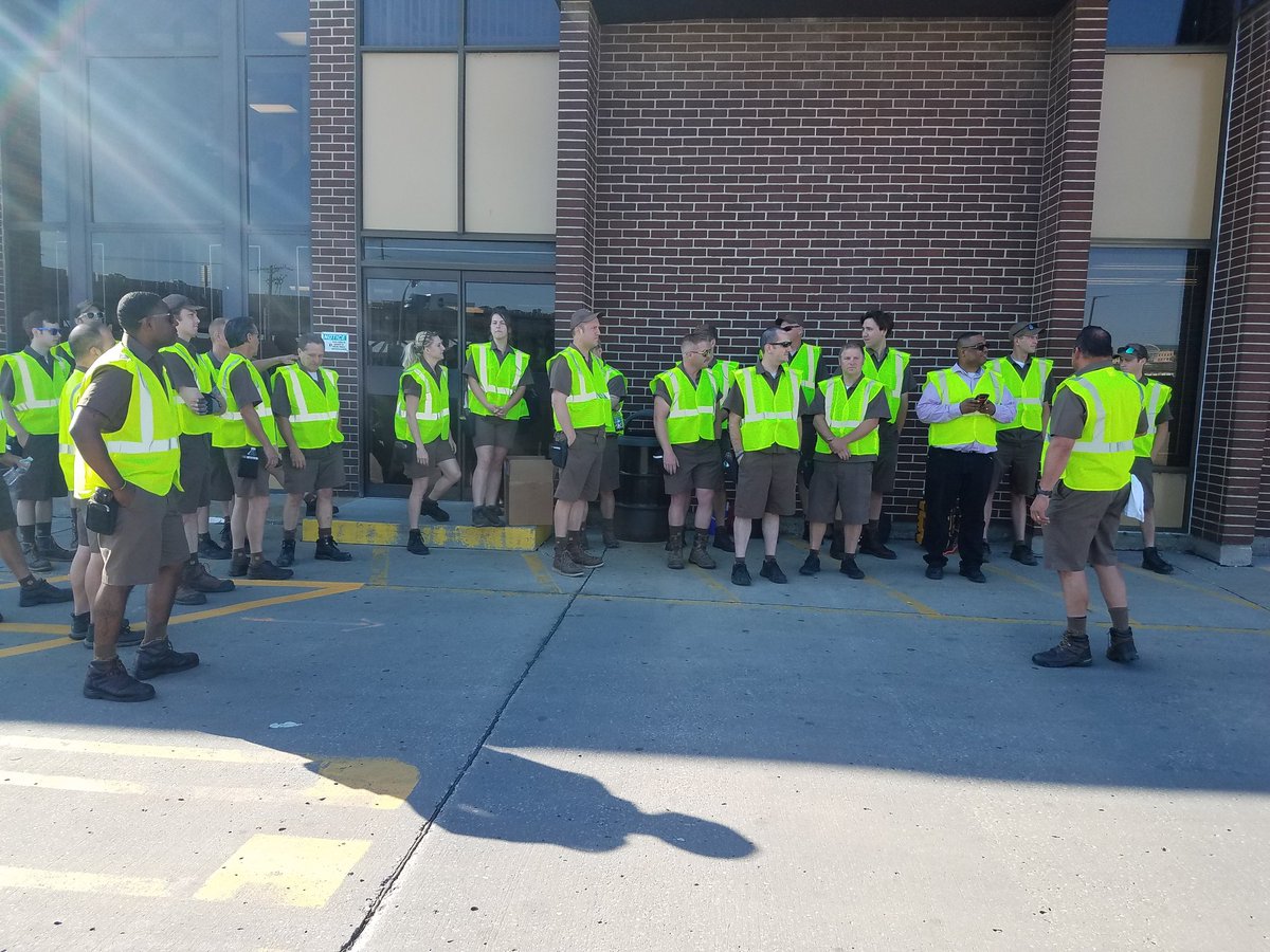 Advanced Mentoring Class in KC for our 2 Yr and Under Drivers. They are being taught the Value of Aim High in Steering.