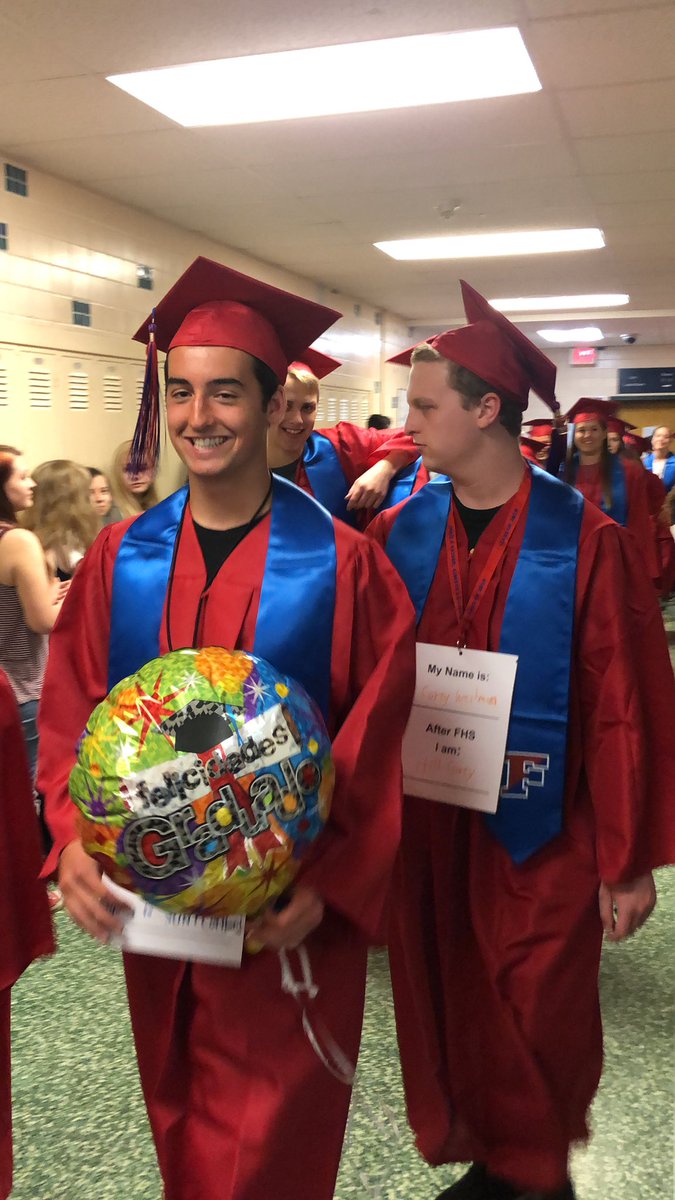 FCSDtweets's tweet photo. First stop @MinervaDeLand #FHSGradWalk https://t.co/zrmBEa9585