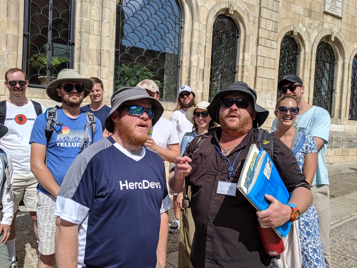 shai_reznik's tweet image. Which one is the tour guide and which is @aaronfrost ? #angularUp @AngularUP #Jerusalem