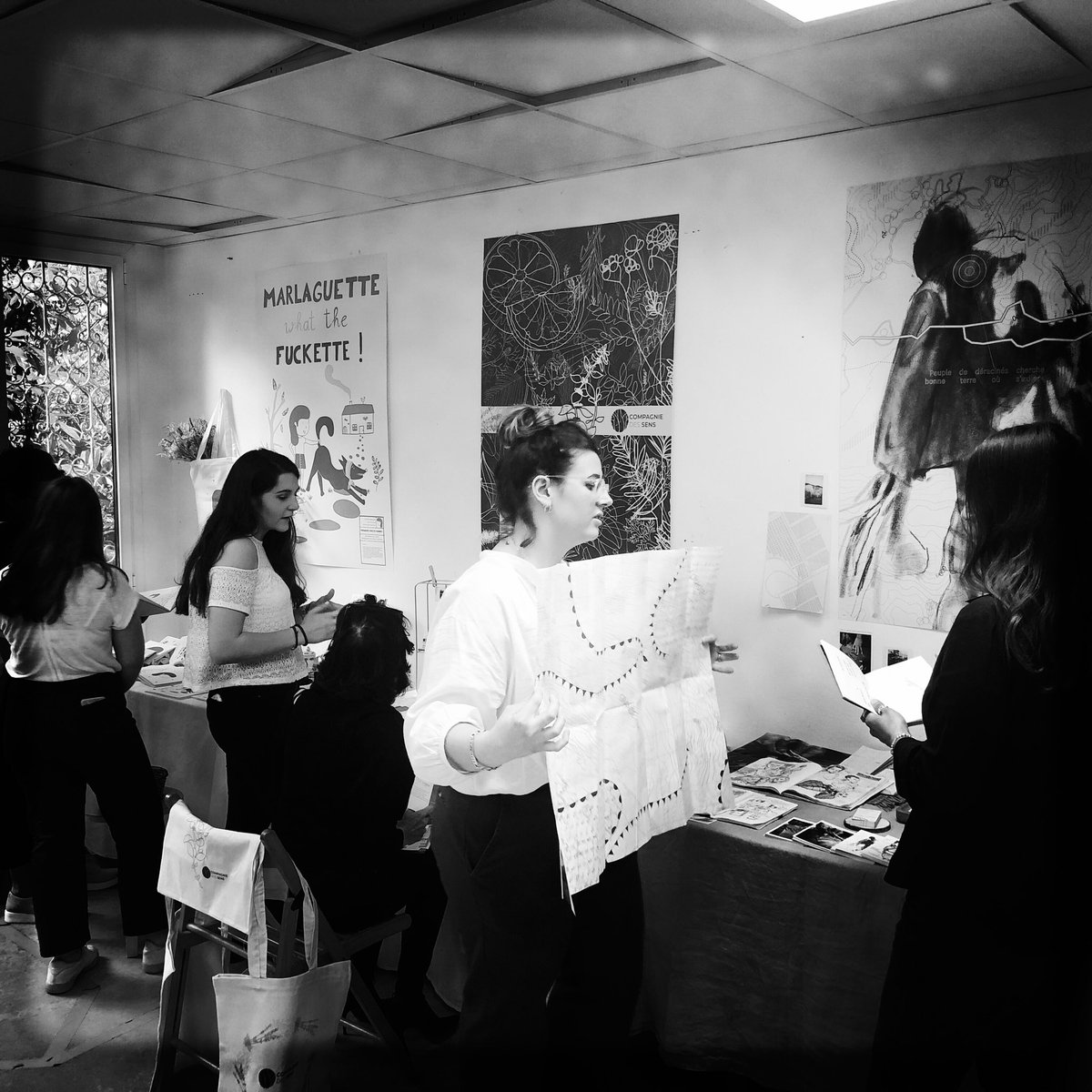 #promo 2019 ❤️
#diplôme
 #GraphicDesign #motiondesign 
<a href="/EcoleLISAA/">LISAA</a> #Arago <a href="/ConstanceGrison/">Constance Grison</a> <a href="/Agnes_Nicolas/">Agnès Nicolas Ifker</a> <a href="/vanessafarnot/">Vanessa Farnot</a> @fvermorel