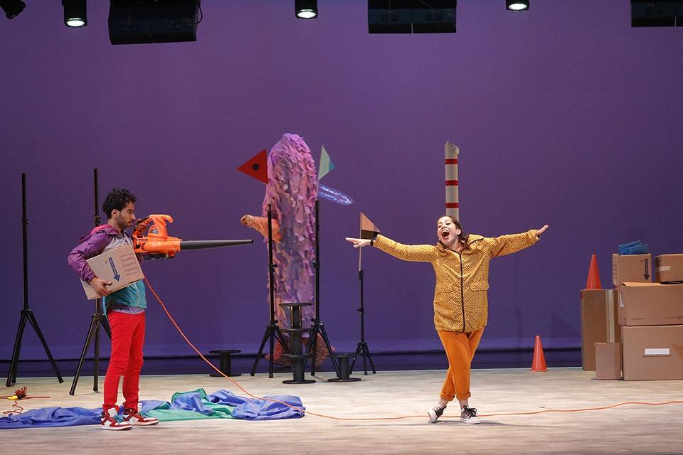 teatroalvacio's tweet photo. Este sábado a las 12.30 hs en la Sala Covarrubias del Centro Cultural Universitario
NADA una propuesta escénica para niñes a partir de 3 años.
@DanzaUNAM
Quedan muy pocas funciones, les esperamos!!! https://t.co/4T1fXJpOLs