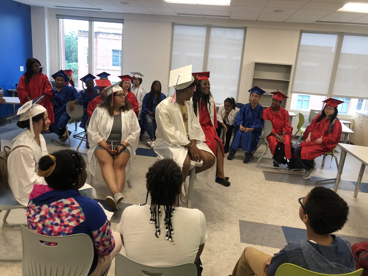 hillery4edu's tweet photo. Our first visit @FerdinandTDayES! @TCWTitans answer questions from the first 5th class! #TitansRising https://t.co/MepjHCS48O