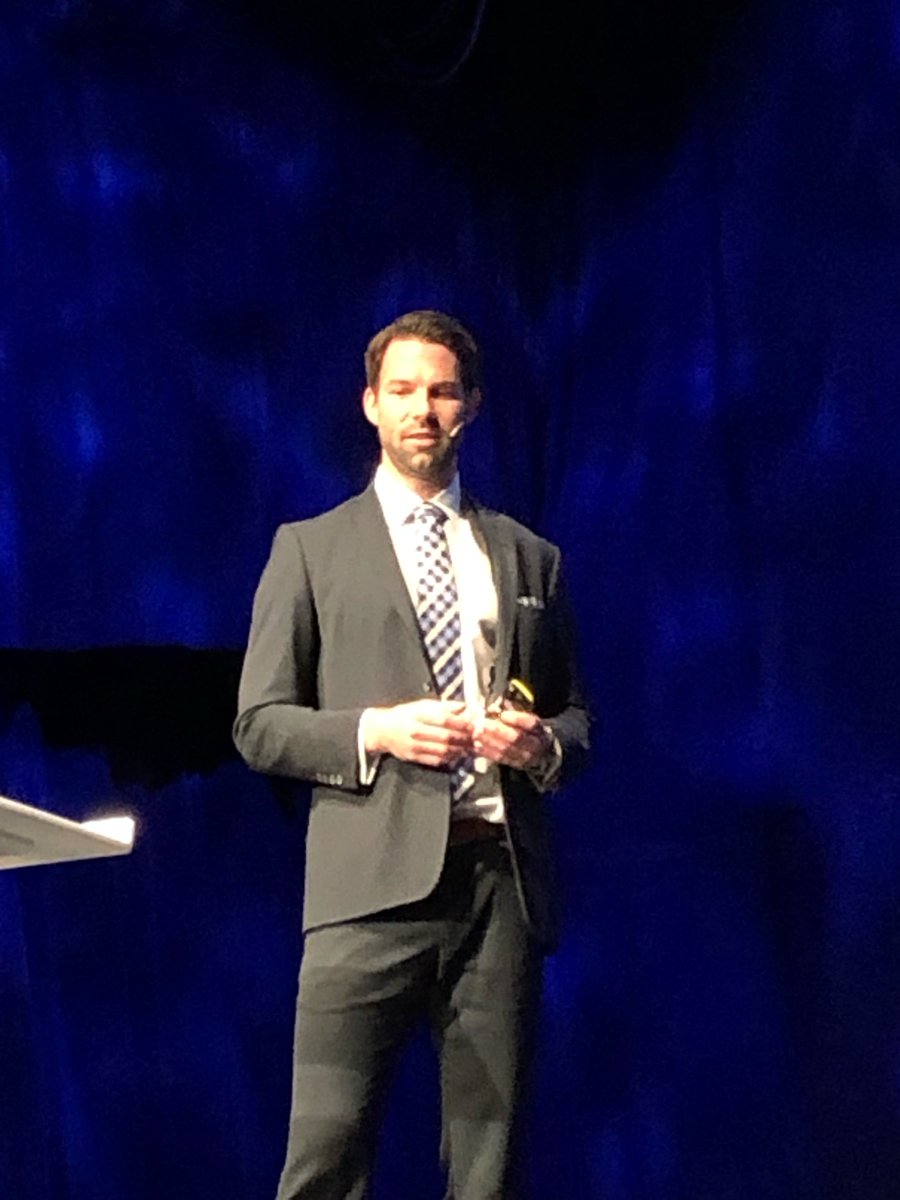 akersolutions's tweet photo. Eirik Wessel Haugen presents our offshore floating wind business in the final session of UTC 2019 - thanks to everyone who made this year a success! @UTC_Bergen https://t.co/vBoflFmD8i