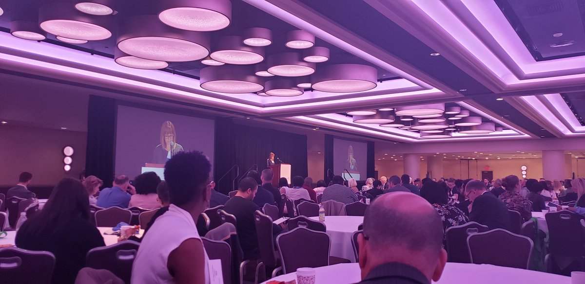 jillmarette99's tweet photo. @theNetworkNY @MHMarquisNYC Excited to be repping @samaritanny at @theNetworkNY #NetworkConf19 today! Brenda Rosen opens: "We are not fragile, we are FIERCE!" @LauraMascuch emphasizes PERSON-centered approach in #SupportiveHousing. https://t.co/67IJZLuGkA