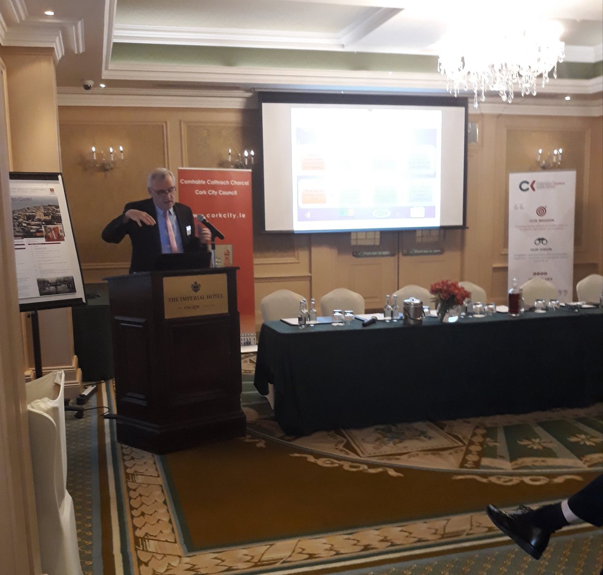 KieranO33406345's tweet image. Dr Michael Byrne UCC, presenting at one of the four Workshops at the ECAD 26TH Mayors Conference on the 3rd level institutions involved in REACT, tackling alcohol related harm. @corkcitycouncil #WeAreCork @tony_powerccc @cldatf @Tabor_Group @SRDATF @CorkETB #PathwaysToRecovery