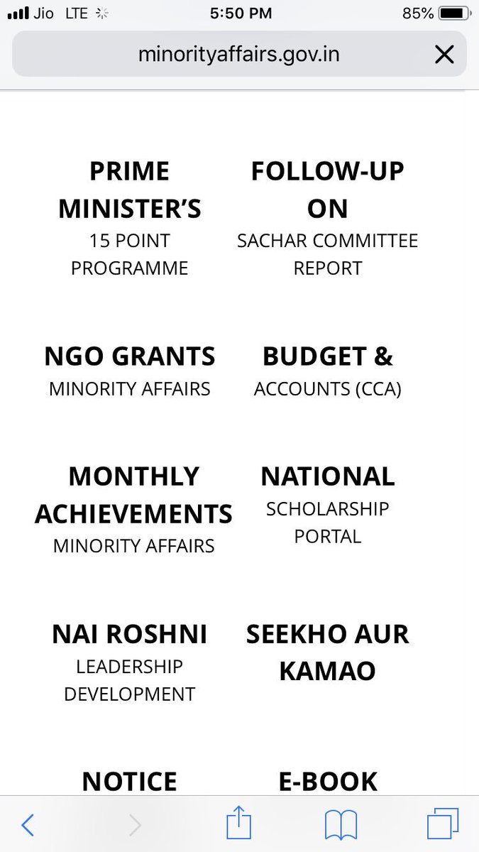 Now let’s start with Ministry of Minority Affairs first. This ministry has “onboarded” all 3 of it’s schemes on the National Scholarship Portal. As proof , sm presenting 2 screenshots. First from NSP’s website , 2nd from ministry’s website. (8/n)
