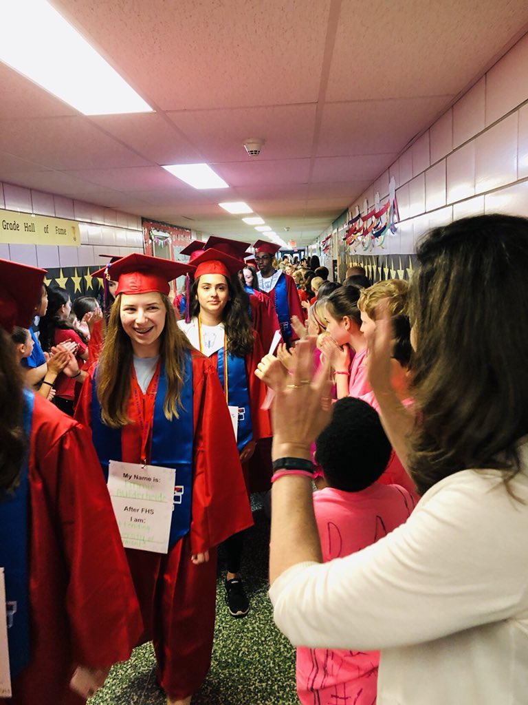 FCSDtweets's tweet photo. Students at @BrooksHill_FCSD gave former BH students of the Class of 2019 a celebratory welcome! #FHSGradWalk https://t.co/lGro7ItBph