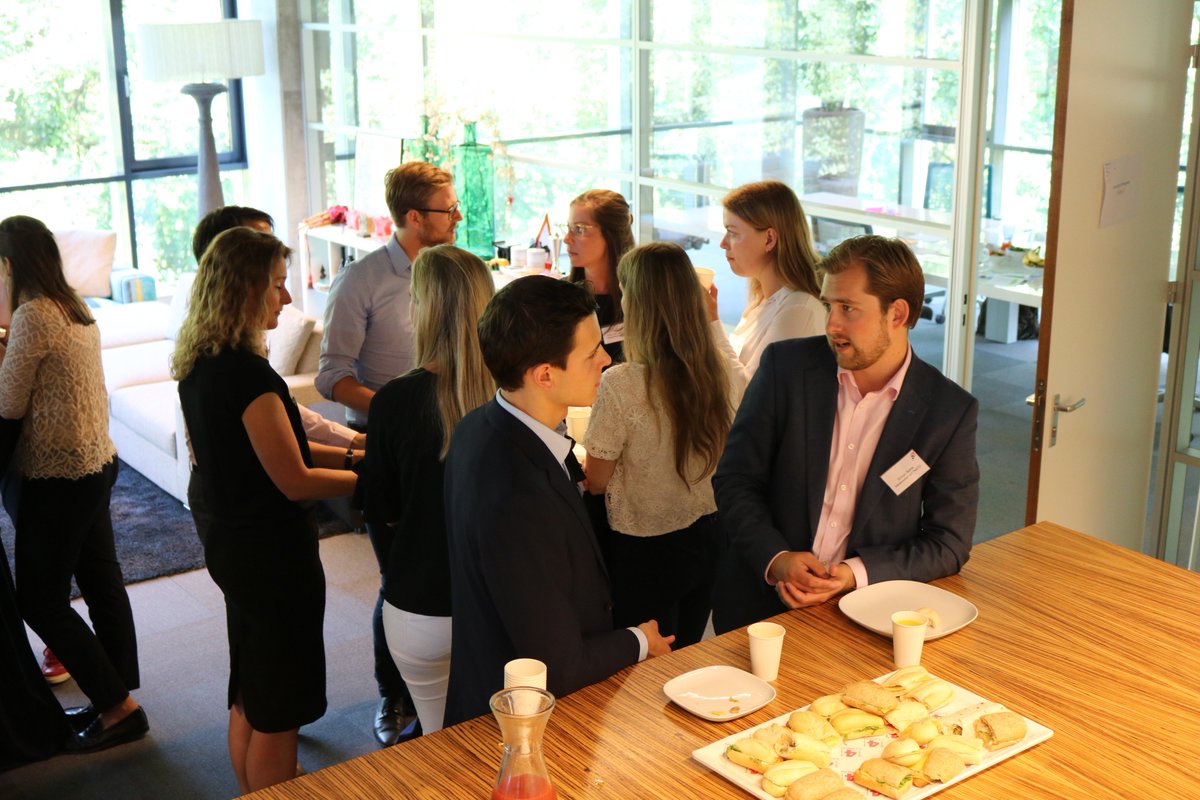 TNXTOTweets's tweet photo. 3-7-2019 organiseren wij weer een Inhousedag! Ben je nieuwsgierig naar het consultancy-vak en onze Marketing &amp; Sales Game? Stuur je CV en motivatie voor 24 juni naar info@tnxto.com.

Meer informatie over de Strategic Marketing Consultancy Day vind je hier: https://t.co/sbNQTXBc9l https://t.co/ZjjLmYtE5E