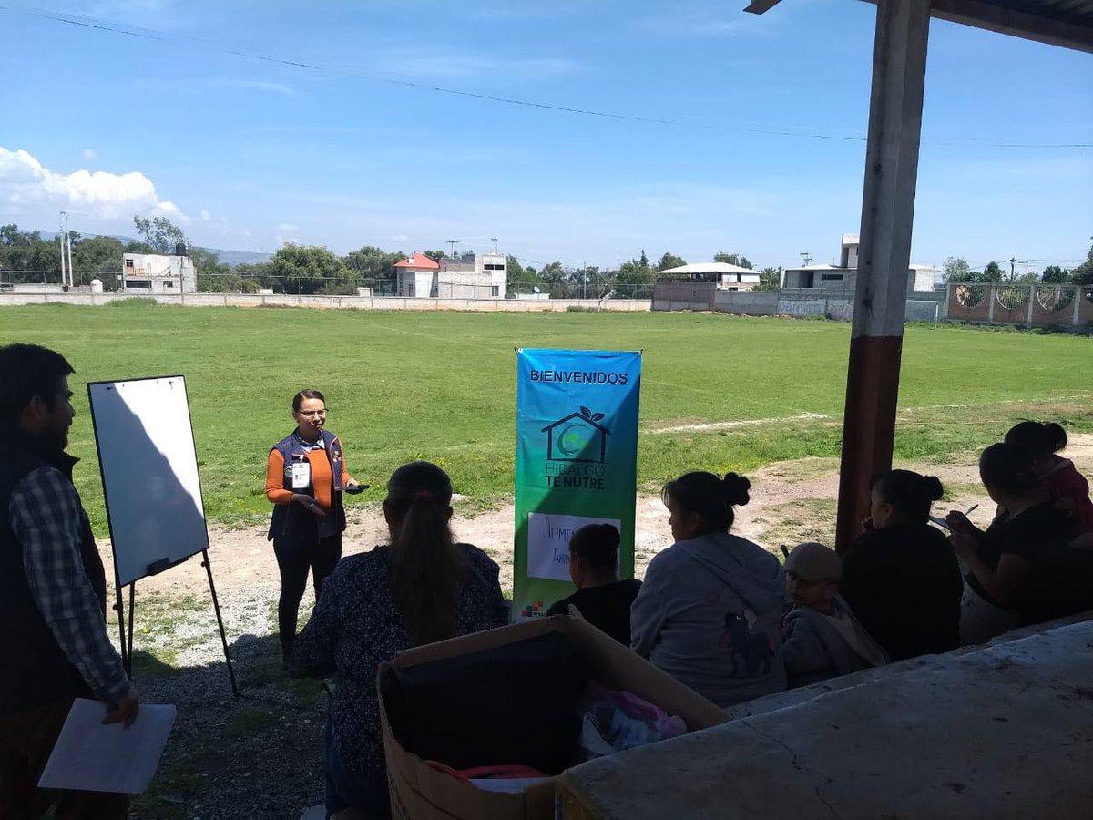 AscensoC's tweet photo. SEGUIMOS IMPLEMENTANDO ACCIONES QUE LLEVEN A LA POBLACIÓN OBJETIVO A ALCANZAR SU SEGURIDAD ALIMENTARIA, EN ESTE CASO CON TALLERES DE NUTRICIÓN EN LAS COMUNIDADES DEL MUNICIPIO DE TULANCINGO, en el marco del programa #HIDALGO_TE_NUTRE, @SEDAGRO_HIDALGO @omarfayad @Car_Muniz https://t.co/iM7CFsOFW8