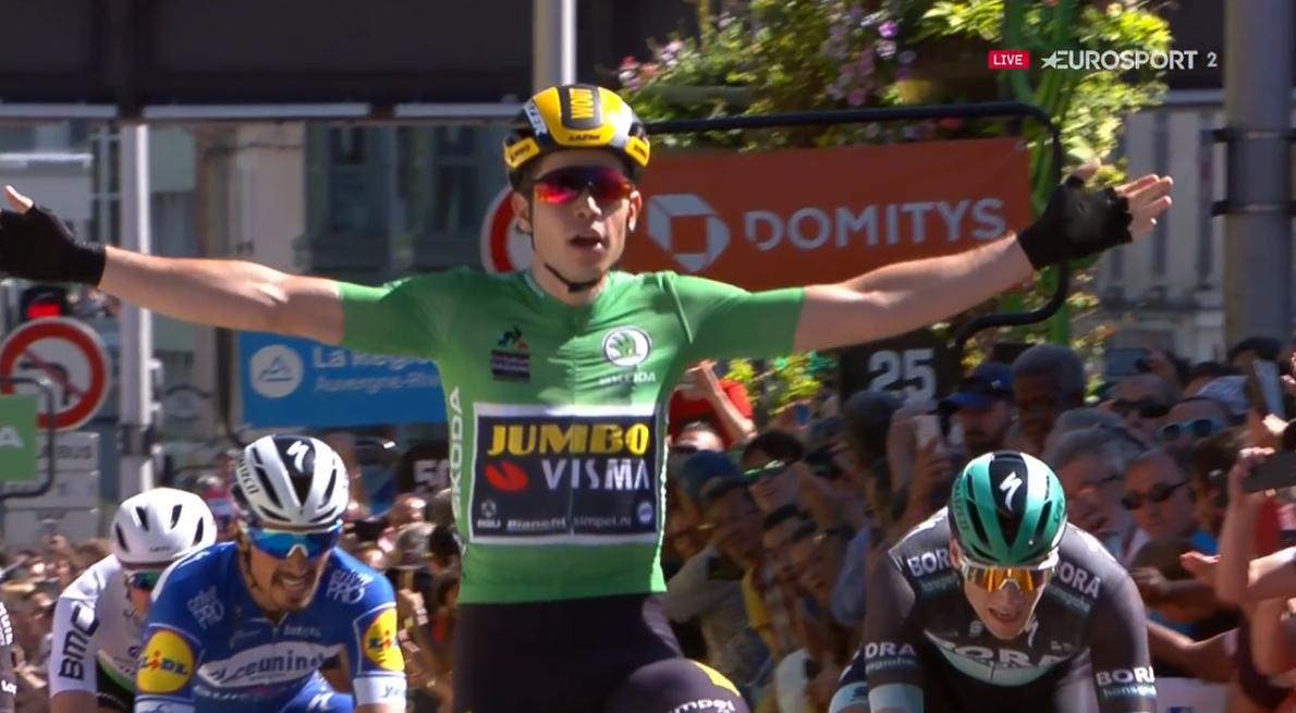 cyclocross24's tweet photo. Is it a World Champion cyclocross?
Is it a Classics rider?
Is it a time trialist?
Is it a sprinter?
YES, it's Wout van Aert! 💪💪💪 #crossisboss #Dauphiné https://t.co/I7NLFbHLDN