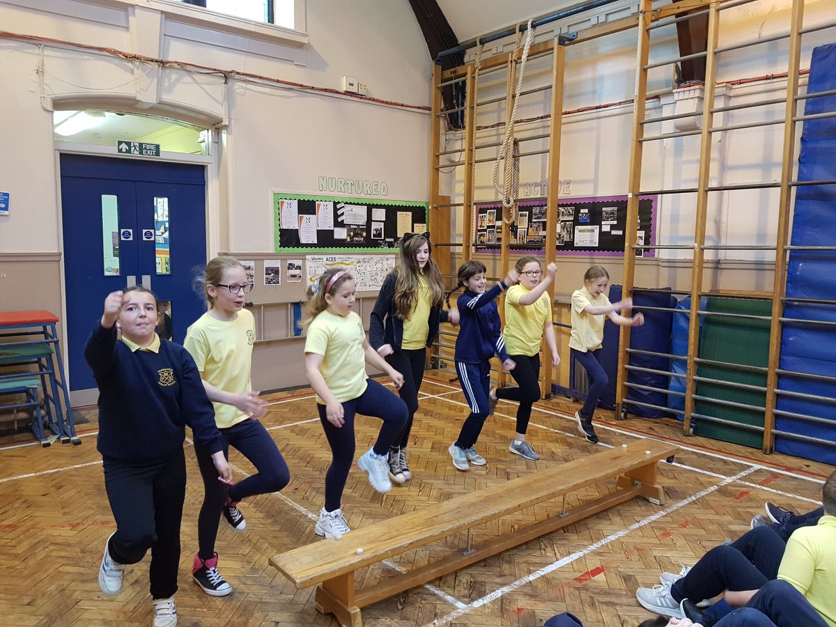 MorningsidePS's tweet photo. P6s enjoying their fitness programme with @ChuckFlynn93 and @inspiration4s this morning. https://t.co/rhh9lW1ab2