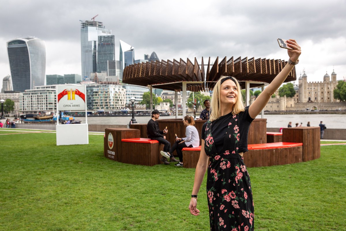 Did you know that over half of Brits don’t know their neighbour’s name? That's why we're inviting Londoners down to ‘The Open Arms’ in Tower Bridge for a complimentary bier to launch #NeighboursWeek. Open on Fri 14th June from 12.00-9.30pm.