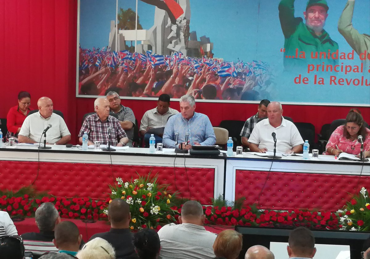 Government visit to Camaguey checks housing policy.