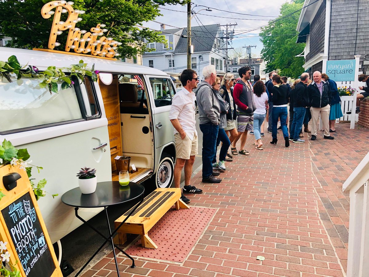 It may be rainy today, but only two weeks until you can enjoy Music in the Square courtesy of the Eisenhauer Gallery!

Check out the full schedule here: eisenhauergallery.com/events/music