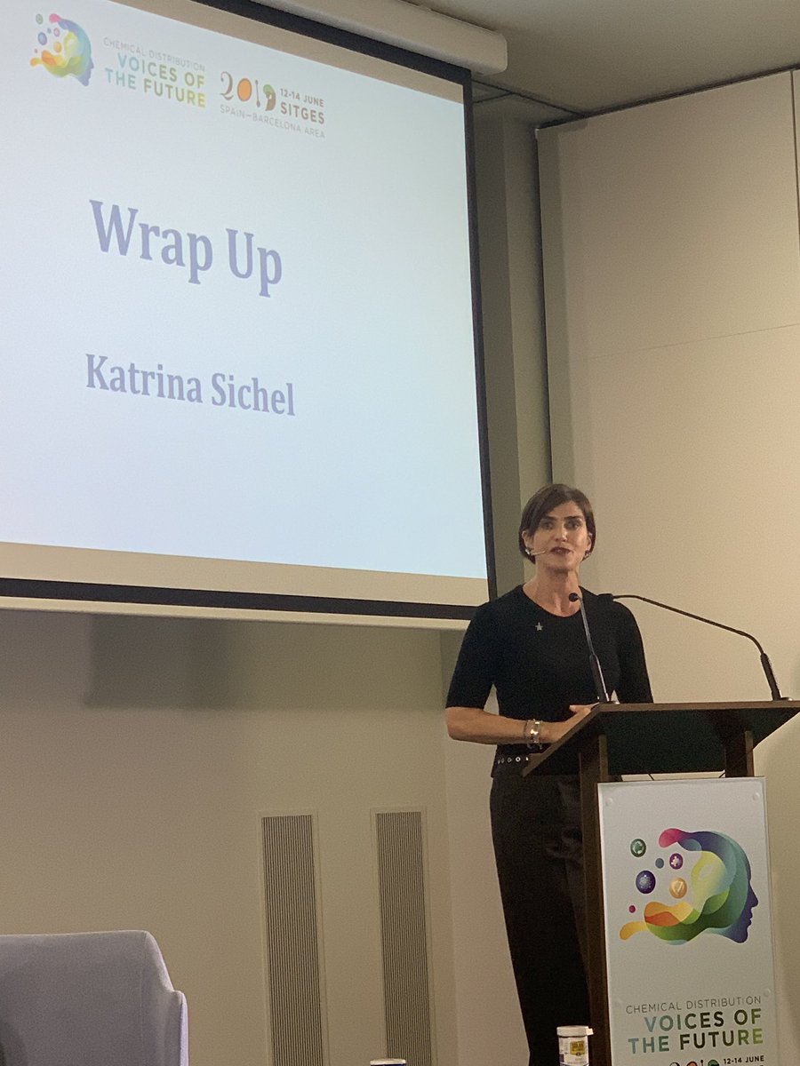 thehubdailynews's tweet photo. In a #nutshell 😊 it’s been a fantastic day for #chemicalsknowledge Thanks to an outstanding moderator @KatrinaSichel and to all the @FeccEurope team! #FECC2019 #distribution https://t.co/WBmxipw1b6