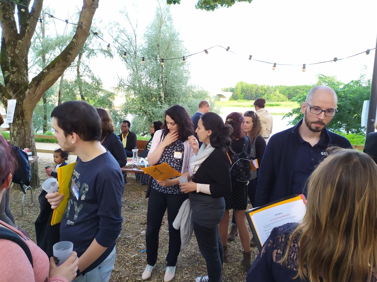 4e édition du #Tapas1Job de #Nevers réussie ! Merci aux partenaires, entreprises et candidats d'être venus échanger et discuter autour de l'emploi et du territoire. Merci à la Guinguette On Loire pour l'accueil.