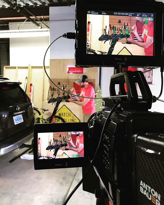 shieldsfilms's tweet photo. Filming installation videos today @yakimaracks #videoproduction #youtube #installvideo #yakimaracks #ursaminipro https://t.co/aM4kxIt5HB https://t.co/4jdAZyMdwD