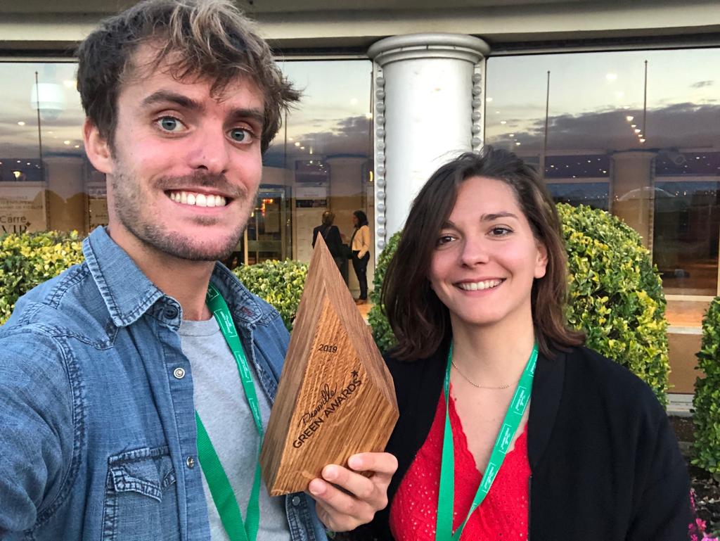 makesense's tweet photo. On est super fiers et heureux de vous annoncer que #WATTIF a reçu un Trophée d'or aux @DeauvilleGreenA ! Félicitations à  Olivier et à toute l'équipe qui a travaillé sur le projet ! Merci @EDFofficiel qui nous fait confiance ! Et merci à vous qui avez aidé au succès du doc ! 🎉🎉 https://t.co/TIDkkzzt9N