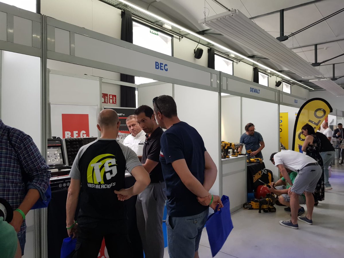 Acabamos el tercer día de la #feriadeproveedoresbongrup2019. Muchas visitas, mucho interés y excelente organización. Muchas gracias <a href="/bonGrup/">bonGrup</a> por contar con <a href="/beghispania/">BEG Hispania</a> como partner en control de iluminación. Soluciones eficientes para un mundo más confortable.