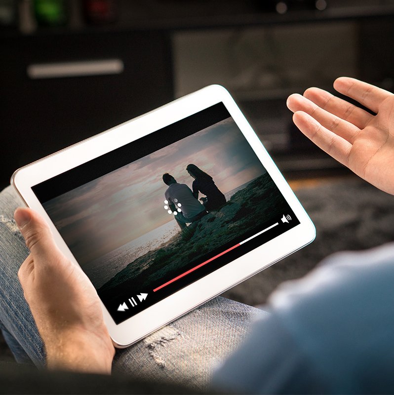 Is your WiFi running slow? Too many of those "hourglass" loading times while you try to watch your favorite TV series? Here are 10 reasons to tune up your #homesystems this summer.  bit.ly/2WRecB2