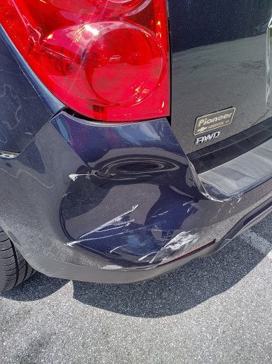 quiltingnswva's tweet photo. So if you are going to hit someone's car, make sure they are a friend. #friends #dummy #dentedbumper https://t.co/2VsSNZH3ID
