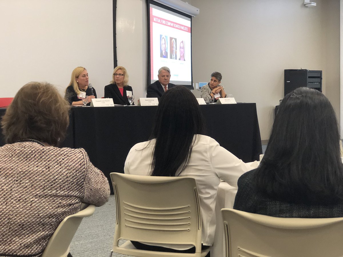 easterdayk's tweet photo. @WELD_Columbus conference highlights current and past @columbusairport board members. We are lucky to have strong and smart women helping to lead our community asset. #smartandopen https://t.co/WMQwF3415f