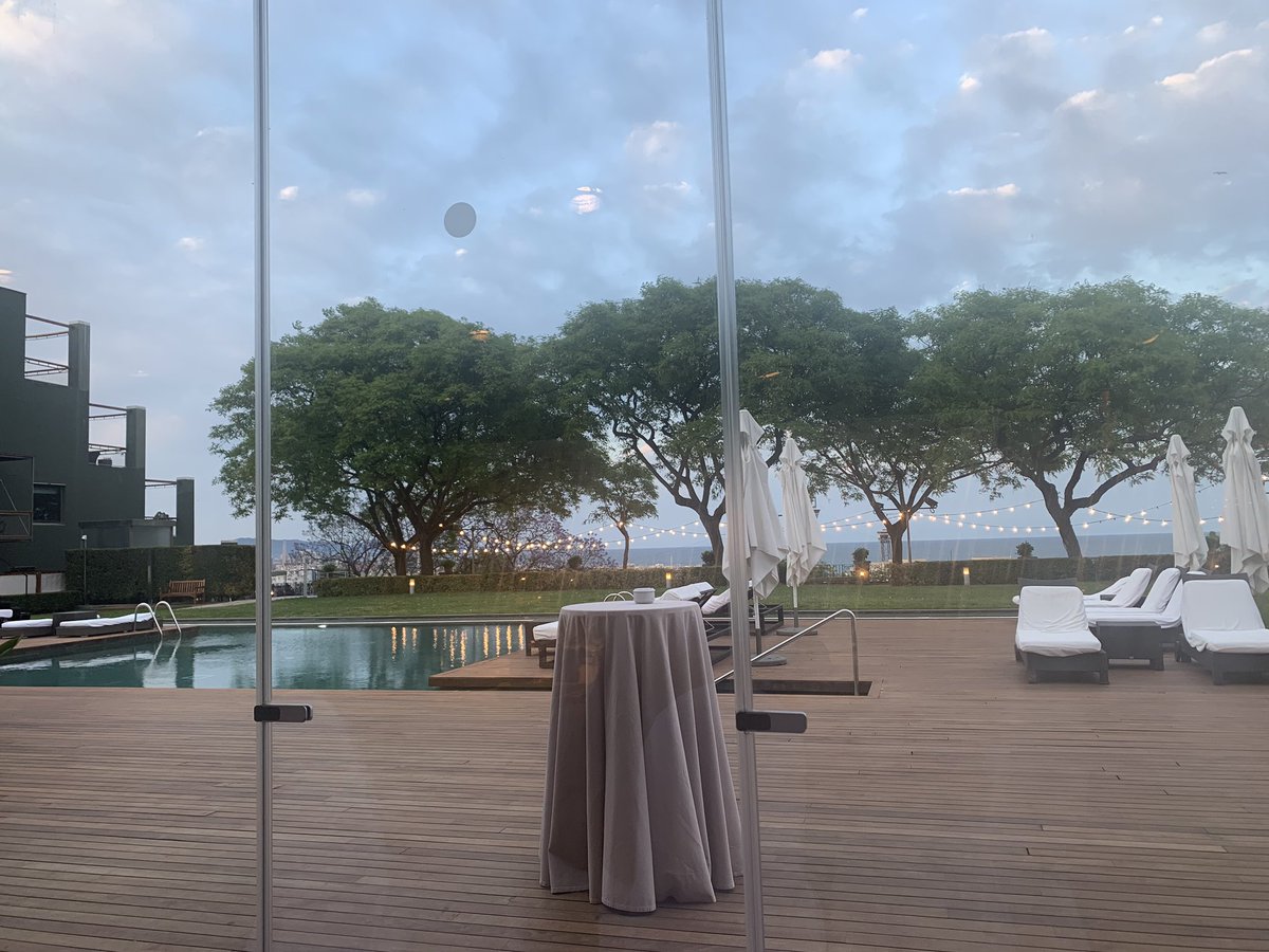 thehubdailynews's tweet photo. What a great venue! Attending @FeccEurope #Fecc2019 gala dinner! Fabulous food and networking! 😊 #Barcelona https://t.co/BDc8c036ID