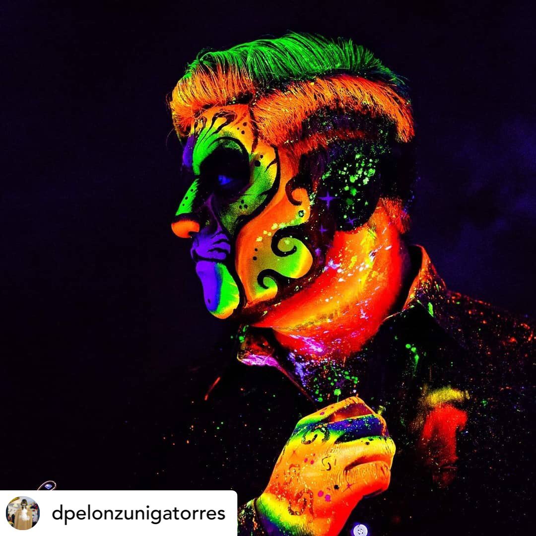 Bondsboutique's tweet photo. Sigan a  @dpelonzunigatorres 🎈Realizó un trabajo en conjunto con los fotógrafos #dgdeluxestudio 🎉 felino neón 🤘 con #aquabond un mágico trabajo de los dos #cardenastabasco #facepaintig #neon #felinotribal #neon #aquabonds #sesionfotografico #makeup #mua #mexico #bondsboutique https://t.co/OBtK8XmxY5