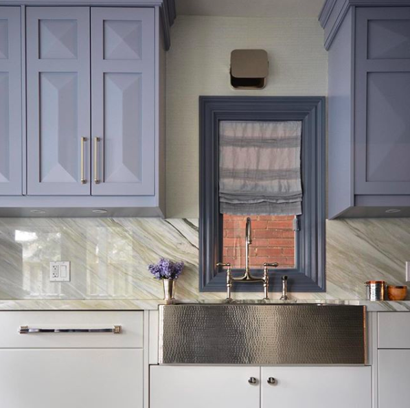 Modenus's tweet photo. This @ThompsonTraders stainless steel sink is a show stopper! Kitchen by @meredithheron. #PremiumOnModenus https://t.co/qUAp4tYTYf https://t.co/cCwZ31Em8J