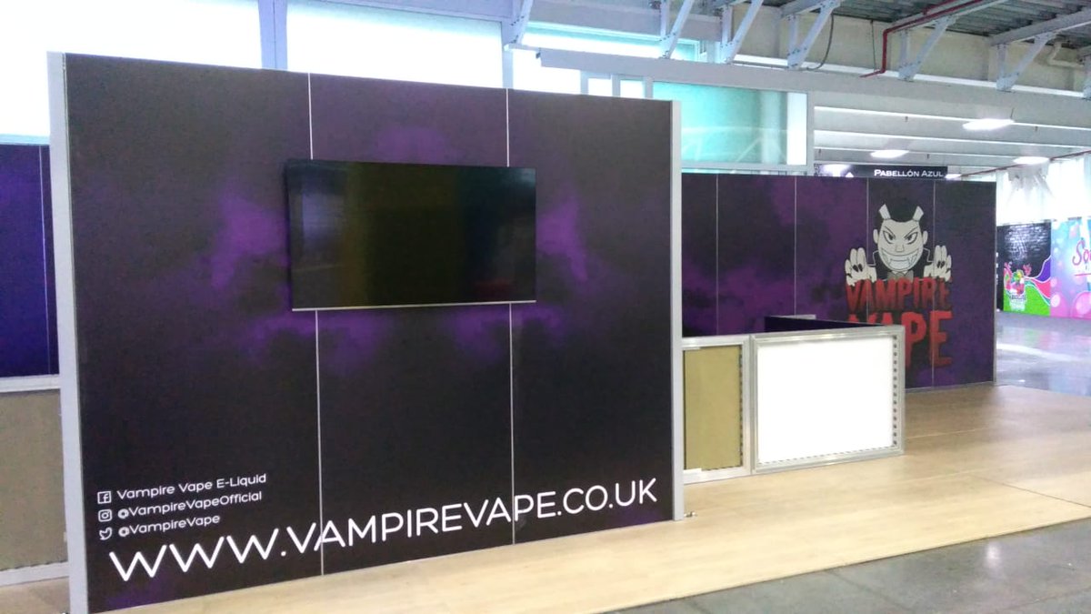 TriaxialSCS's tweet photo. Como #bepartner ejecutamos el montaje del Stand Vampire Vape para @bematrixcolombia. En la feria Vape "@plazamayormed
Stand 16 x 4 estructura bematrix @ Plaza Mayor Medellín https://t.co/aXk4TWnS2R