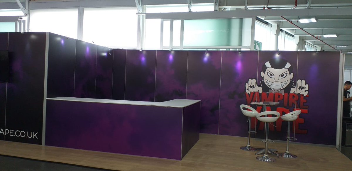 TriaxialSCS's tweet photo. Como #bepartner ejecutamos el montaje del Stand Vampire Vape para @bematrixcolombia. En la feria Vape "@plazamayormed
Stand 16 x 4 estructura bematrix @ Plaza Mayor Medellín https://t.co/aXk4TWnS2R