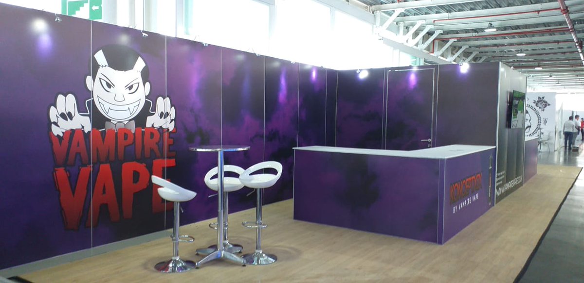 TriaxialSCS's tweet photo. Como #bepartner ejecutamos el montaje del Stand Vampire Vape para @bematrixcolombia. En la feria Vape "@plazamayormed
Stand 16 x 4 estructura bematrix @ Plaza Mayor Medellín https://t.co/aXk4TWnS2R