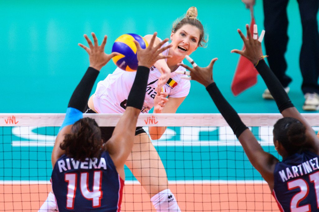 Belgian Yellow Tigers buigen het hoofd bevolley.eu/volleybal/belg…