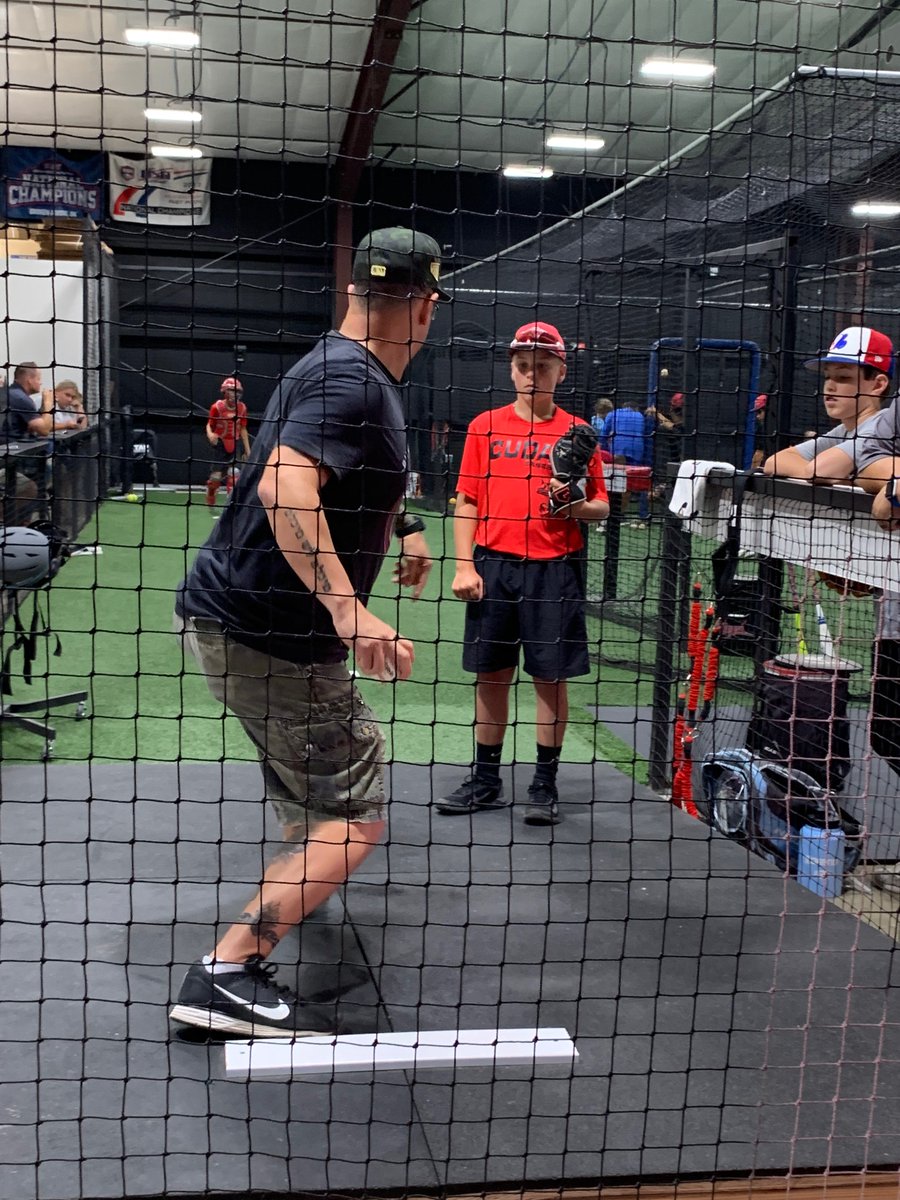cudas_bb's tweet photo. Cudas Baseball is so thankful for Danny Graves coming out and sharing his wisdom with our boys about the game! #cudasbaseball #baseball #probaseball #majorleagues https://t.co/DjLquKR173