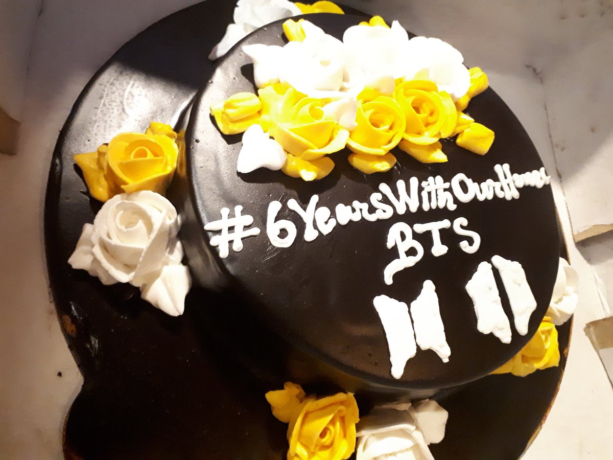 tarinlatif's tweet image. #6YearsWithOurHomeBTS #6YearsWithBTS #6yearswithLuv  #armymeetinsylhet