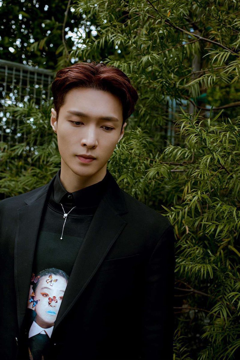 HunNaLin1's tweet image. #LayNewEPHoney