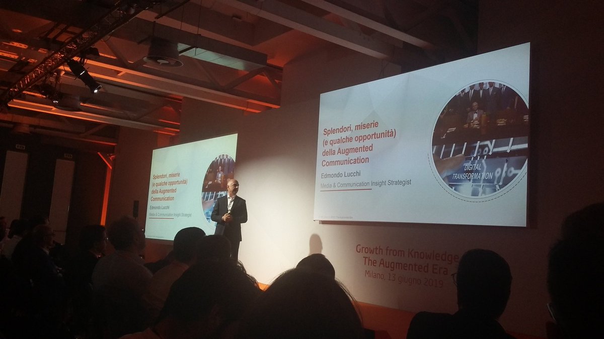 ADMastrop's tweet image. Parlando di #TheAugmentedEra vuoi non citare #programmatics ?  con Edmondo Lucchi @GfK_Italia (grandissimo)