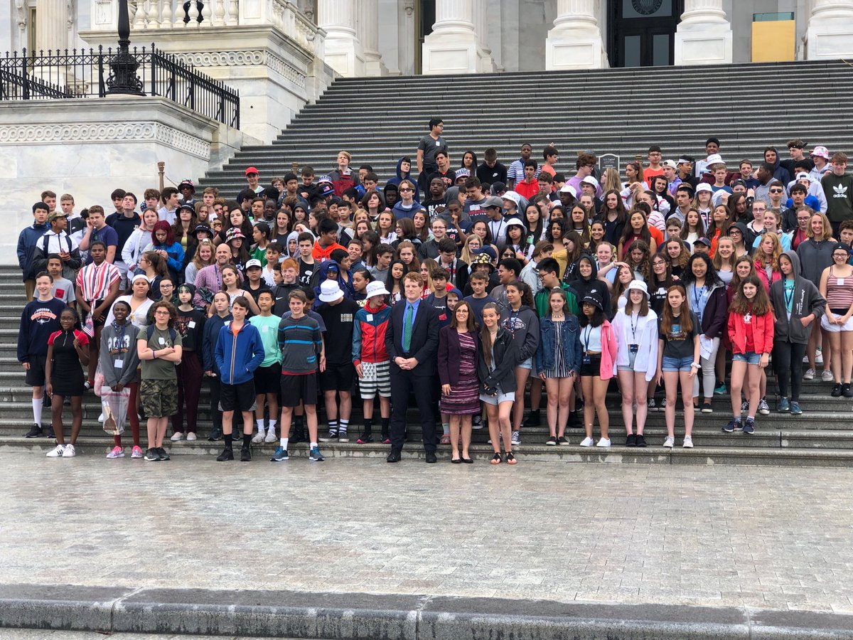 Thank you Congressman Kennedy and Senator McSally for welcoming Day Middle School to the Hill. Such wonderful role models for bipartisanship at its best!!⁦@RepJoeKennedy⁩ ⁦@SenMcSallyAZ⁩ ⁦<a href="/newton_ps/">Newton Public Schools, MA</a>⁩