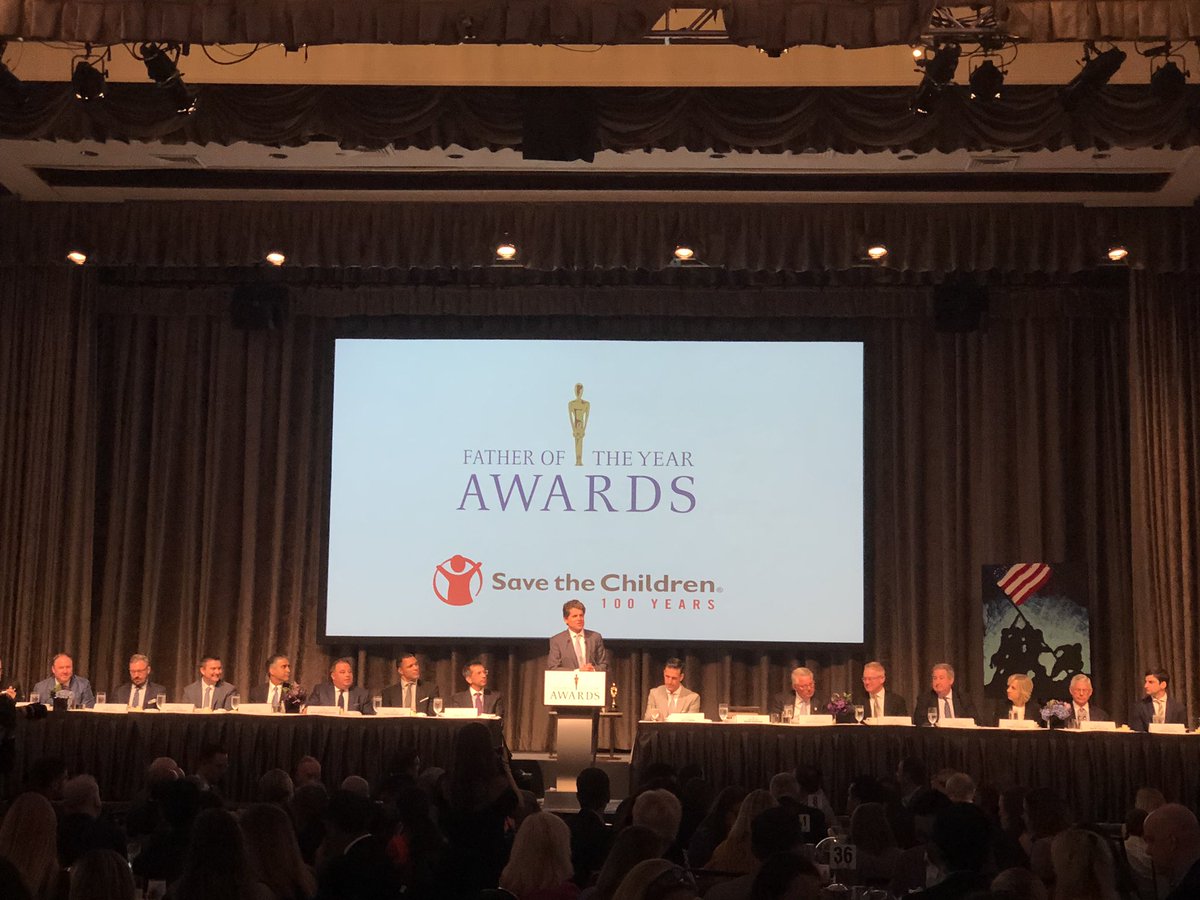 FDMDC_'s tweet photo. @Mark_Shriver of @SavetheChildren thanking the guests for their support of Save the Children! #FOTYAWARDS2019 https://t.co/QiAnW7bc2V