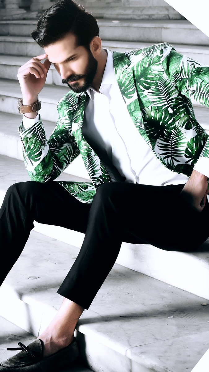 ShineMohsin's tweet photo. Men's Wear Fashion 
#prestigemenswear 
#mohsinali https://t.co/JDi5XsD5iS