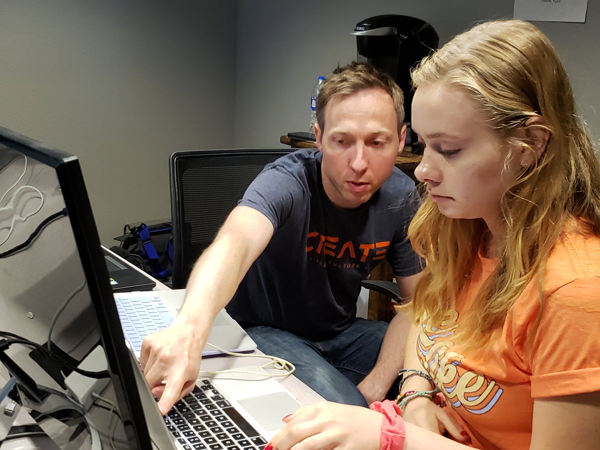 Creative_Arts17's tweet photo. Filmmaking Track students getting down to business editing their final projects.
.
#createjesusculture #caa #creativeartsacademy #caa2019 #thisisocc https://t.co/gNCM2NmUl4