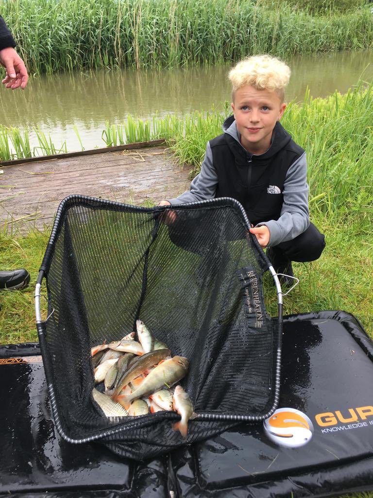 leewebb999's tweet photo. Thanks to @RedlandsWorksop for a great days fishing #sumthingdifferent https://t.co/Bix972adC6