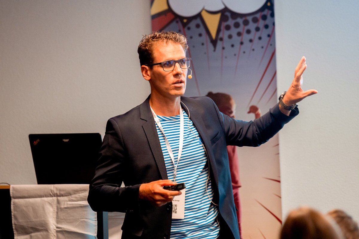 Our CMO <a href="/jos_fly/">Joseph Villeflayoux</a> talked today at <a href="/savage_int/">Savage</a> about <a href="/fiseworld/">FISE</a> digital marketing strategy and how sports events business model has been evolving over the past 10 years #savagemktg