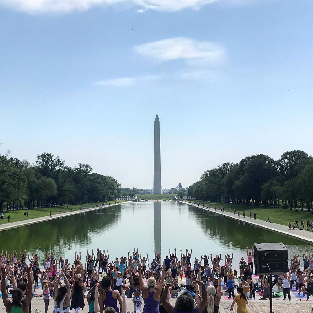 YogaWorks's tweet image. YogaWorks DC took their morning practice to The Lincoln Memorial. Where are you practicing today?