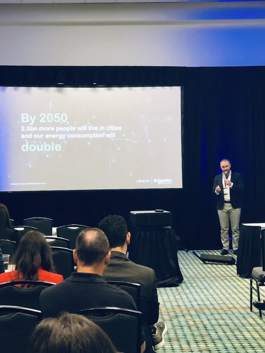 DisruptCRE's tweet photo. Cormac Crossan of @SchneiderElec talks #DumbBuildings &amp; how to transition into the #SmartInfrastructure we need to accommodate population growth &amp; increases in energy consumption - #CREtech @REALCOMMtweet https://t.co/m9oYeGQJpd
