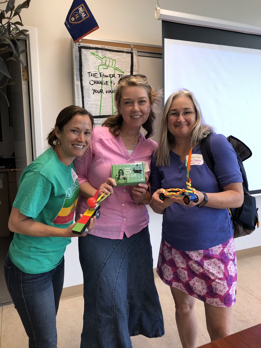 dilworthlibrary's tweet photo. MakeDo Conference with these amazing ladies. Thanks @Rowlandhall #creativity @slcschools @dilworthlibrary @franklinlibrary @washingtonlib2 https://t.co/qbLOP8hSA1
