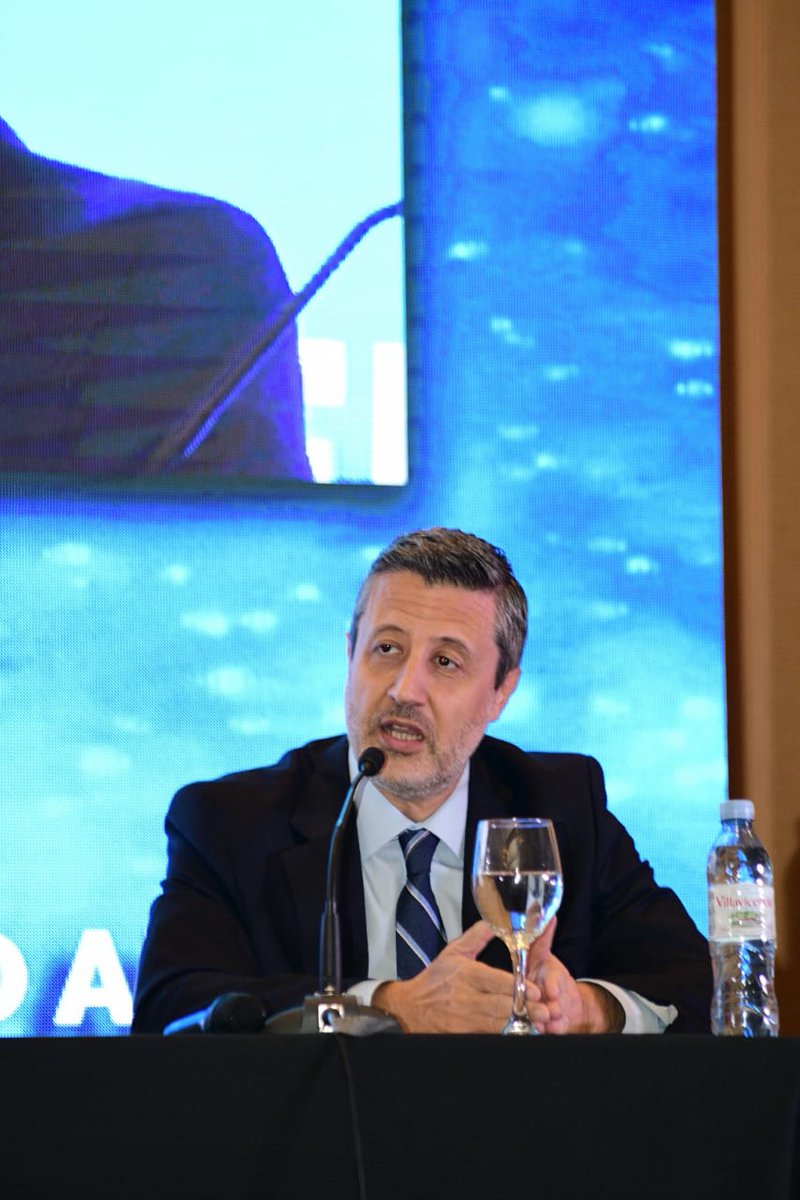 Fapla_ok's tweet photo. Prestigiosos fiscales disertan sobre la Ley de Responsabilidad Penal Economica. Dr. Villar y R. Rivolo. #AMLFAPLA https://t.co/XjL8vceJZA