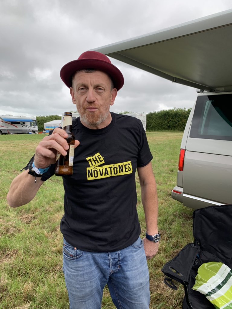 katiemoilliet's tweet photo. Living for the weekend @TheNovatones @IsleOfWightFest https://t.co/sUEJ13yFqN