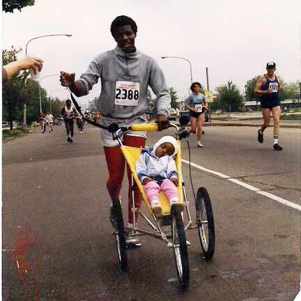 IBXRun10's tweet photo. #TBT to 1980! The Blue Cross Broad Street Run is typically an exciting event for most participants, but this little one was not impressed. #40YearsRunning https://t.co/9dztyLZNGi