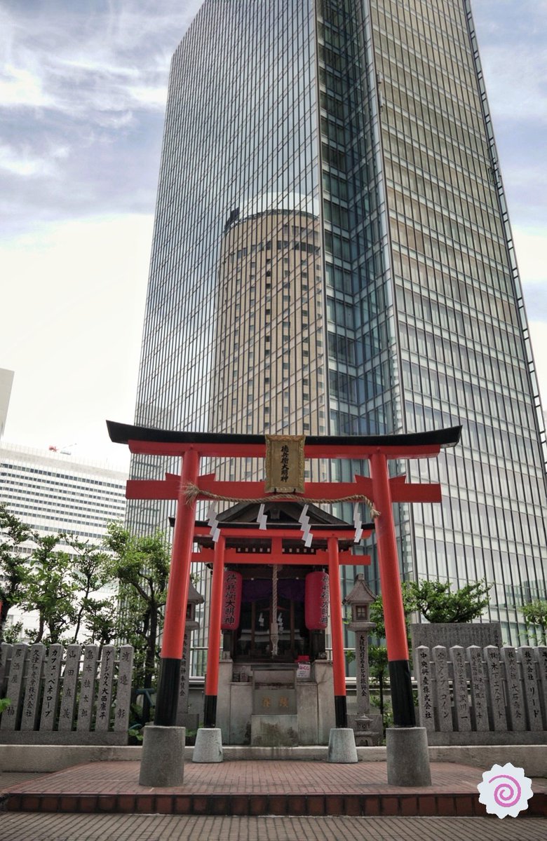 YannLecam's tweet photo. Il y a 1 mois déjà, grâce à Xav @zavipics je me suis fait plaisir en photo, en découvertes. Une ballade incroyable à travers #osaka, hors des sentiers battus, toujours sur un rythme chill ...
@horizonsdujapon
#osakasafari #Japonsafari #discoverosaka https://t.co/jNAQYlrOYn